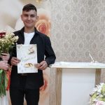 Подарок молодоженам от администрации Барабинского района