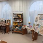 Работы местных мастериц: «Наши руки не для скуки»