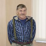 Более полувека Александр Бобров из с. Новоярково пашет родные поля и убирает урожай