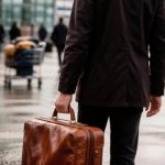 В родные пенаты: кто возвращается в Россию?