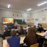 Память, которая объединяет: школьники говорили о героях и Родине