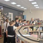 От бумажных страниц к интерактивным экранам